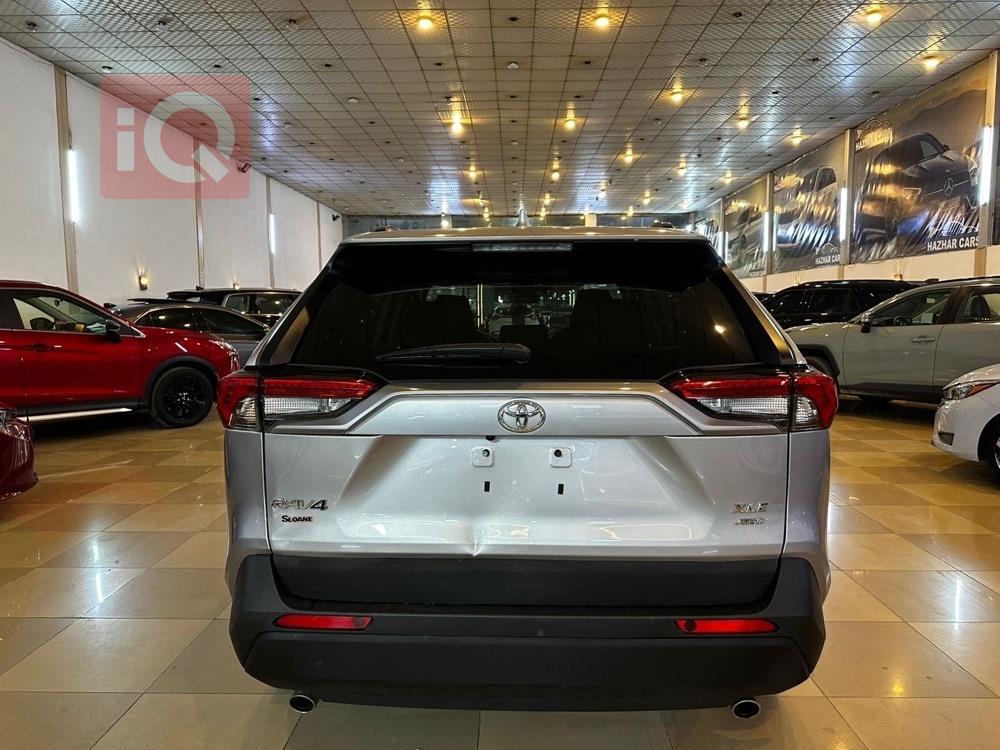 تويوتا راف 4